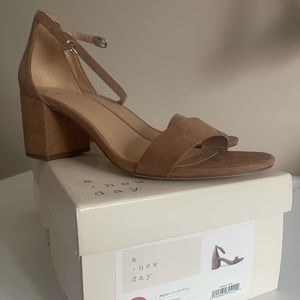 A new day low block heel nude 7.5